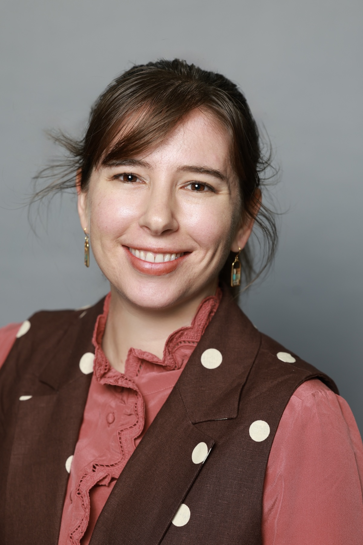Placeholder portrait — replace with a photo of host Alissa Johnston at the microphone